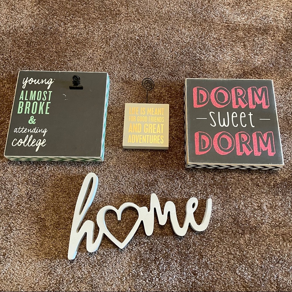 College dorm decorations
